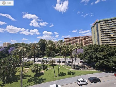 5 room luxury Flat for rent in Málaga, Spain - Photo 5