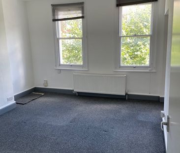 1 Bed Flat, Clyde Road, CR0 - Photo 2