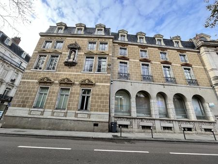 location Appartement T2 DE 46.1m² À BESANCON - Photo 5