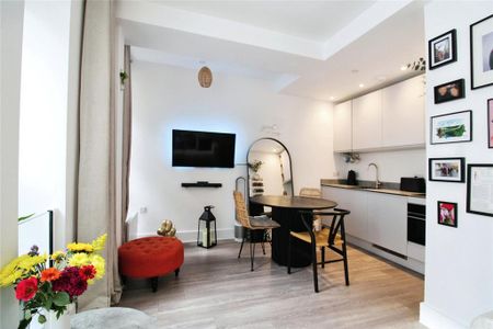 1 bedroom apartment to rent - Photo 5