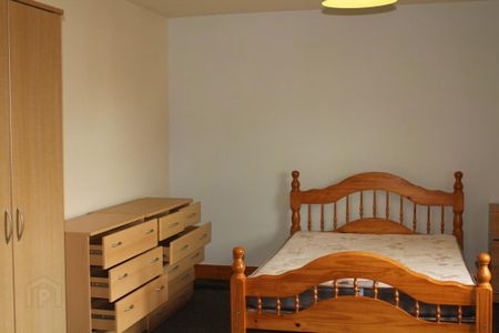 STUDENT LET 2026/27, 7 Millstone Court, Portstewart, BT55 7GT - Photo 4