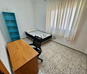 Alquiler de piso en Calle Carlos III - Photo 1