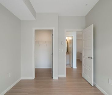 2416-33 Carringham Gate Nw - Photo 3