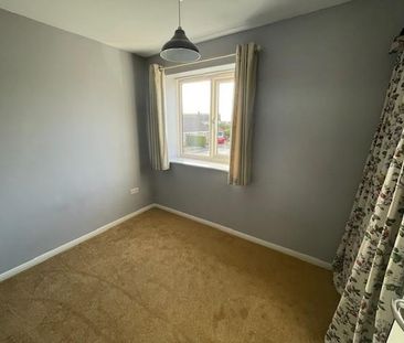 2 bedroom semi-detached house to rent - Photo 3