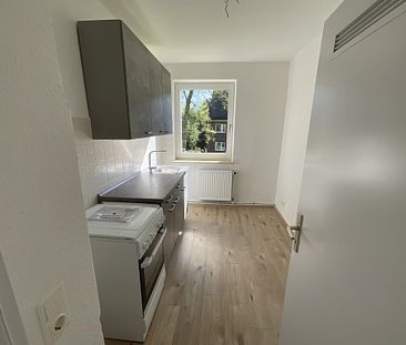 Renovierte 3-Zimmer-Wohnung mit Küche im Jadeviertel zu vermieten! - Foto 4