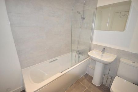 2 Bedroom Apartment To Let - Photo 5