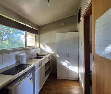 219 Johns Road, Belfast - Photo 2