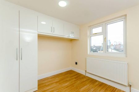 5 bedroom terraced house to rent - Photo 2