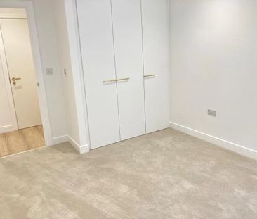 1 Bed Flat, Quay Walk Area, HA0 - Photo 2