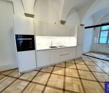 Erstbezug provisionsfrei: Toprenovierter 95m² Altbau mit Einbauküch... - Photo 2