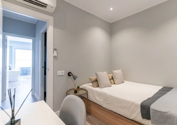 Carrer de Prats de Molló, Barcelona, Catalonia 08021