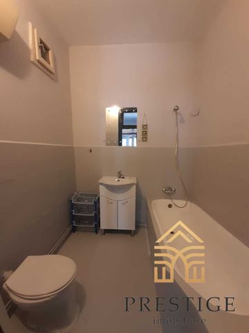 Apartament la casa de inchiriat in zona centrala-Oradea - Fotografie 5