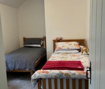 2 bedroom semi-detached house to rent - Photo 3