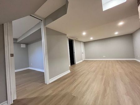 For Lease - 229 Church Street, Markham, Ontario - Photo 3