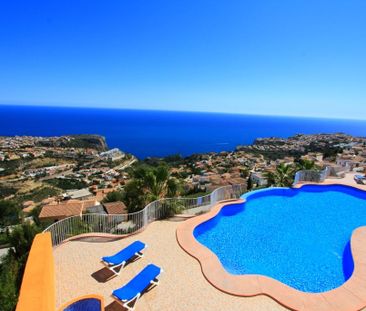 APARTMENT FOR RENT with 2 bedrooms and panoramic sea views - Photo 1