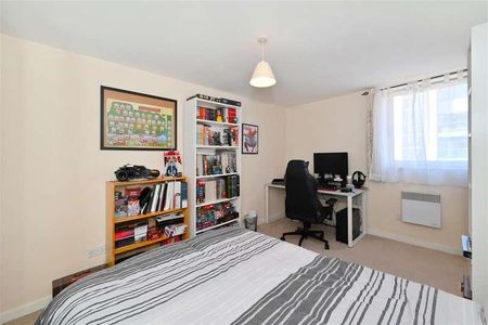 Basin Approach, Limehouse, E14 - Photo 4