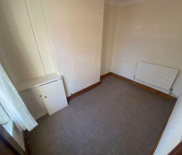 Clarence Road, Wisbech, PE13 - Photo 4