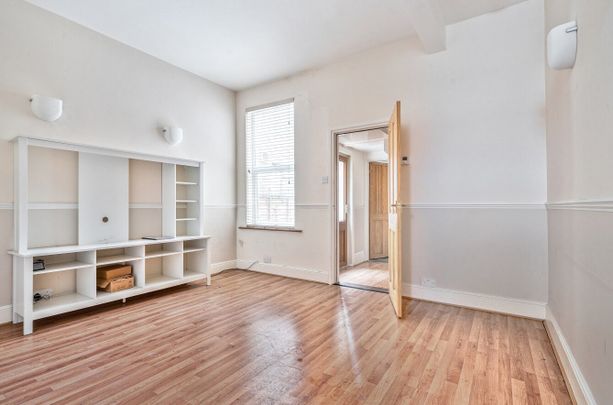 3 bedroom terraced house to rent - Photo 1