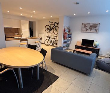 - MERELBEKE - Eenslaapkamer appartement met koer - Foto 1