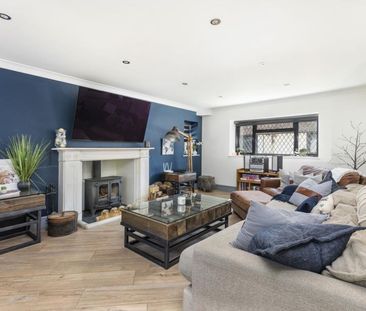 5 bedroom semi-detached house to rent - Photo 2