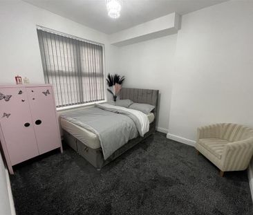 5 bedroom terraced house to rent - Photo 2