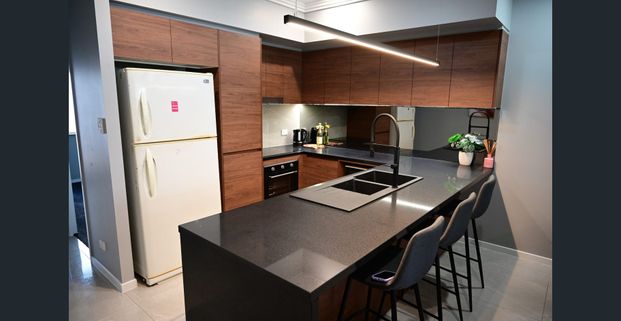 Compact, Contemporary & Close to Everything - Photo 1