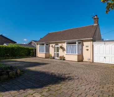 3 bedroom detached bungalow to rent - Photo 4