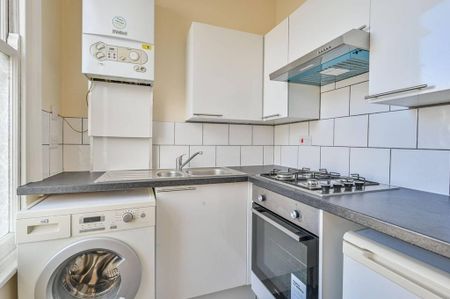 2 bedroom flat to rent - Photo 5