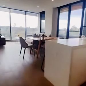 2 Bed 2 Bath - Furniture included - Photo 2