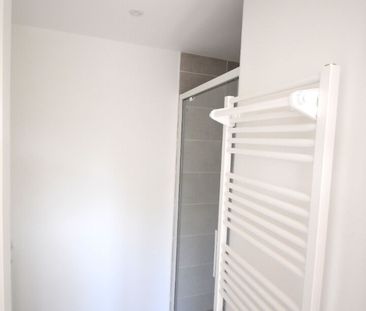 Location Appartement 3 pièces 46m² - Photo 4