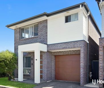 Beautiful 4 Bedroom Home - Great Location! - Photo 5