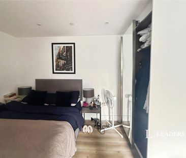 apartment to rent Wood Street, East Grinstead, West Sussex, RH19 - Photo 6