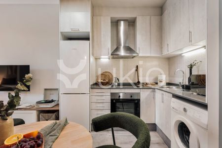 Estudio de alquiler en Carrer del Comte Borrell, La Nova Esquerra de l'Eixample - Photo 4