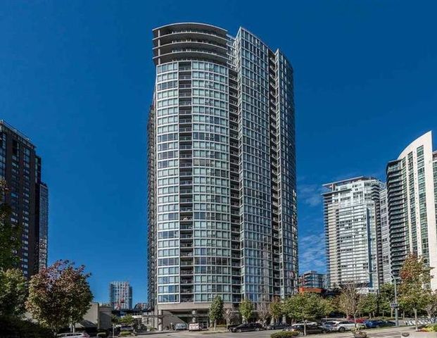 Azura II | 1495 Richards Street, Vancouver - Photo 1