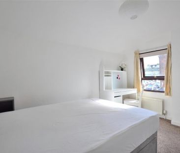 2 bedroom house to rent - Photo 1