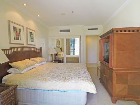 Furnished one bedroom apartment in 'The Grand' - Photo 3