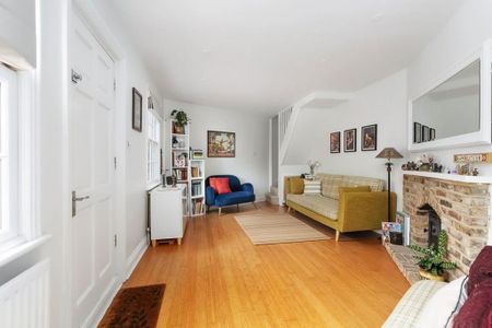 2 bedroom semi-detached house to rent - Photo 2