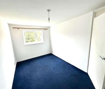 Cross Road, Uxbridge, Middlesex, UB8 - Photo 3