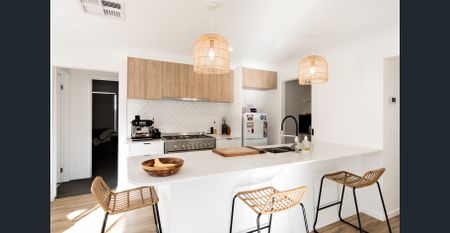 Well-presented house in a quiet court location - Photo 2