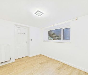 1 bedroom ground floor flat to rent - Photo 6