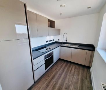 2 bedroom apartment to rent - Photo 2