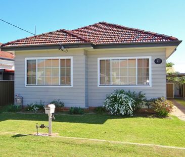 42 Fay Avenue, New Lambton NSW 2305 - Photo 4