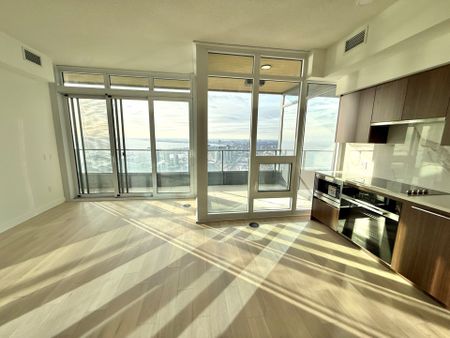 For Lease - 3 Concord Cityplace Way Unit# 7001, Toronto, Ontario - Photo 2