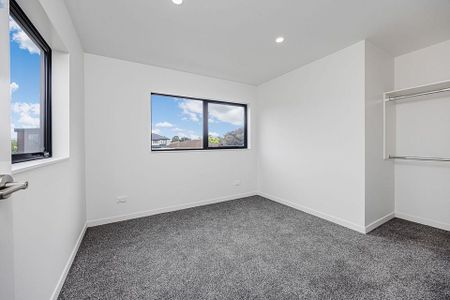 Modern 3Bed Townhouse in Manurewa - Photo 2