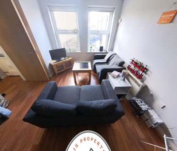 79 Flat 1 Brudenell Grove, Leeds, LS6 1HR - Photo 1 | Rentumo