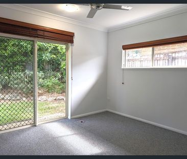 A Cottage Style home - Photo 3