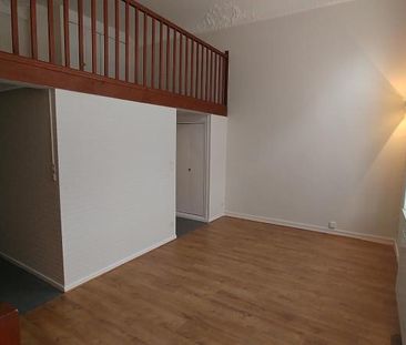 Location Appartement 1 pièce 39m² LILLE 59000 - Photo 2