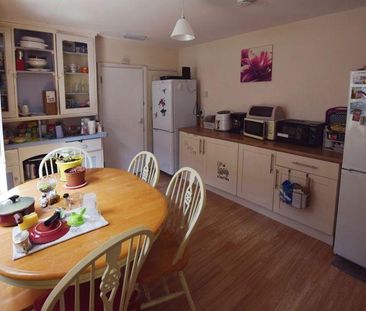 Mixed use to rent - Photo 5