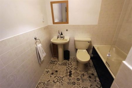 15 Lockside Court, Stranmillis, Belfast, BT9 5GQ - Photo 4