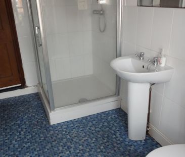 12 Grange Street - Huge 4 bedLoughborough - Photo 4